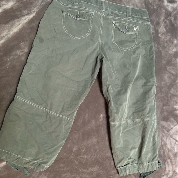 ROADRUNNER Capris - Picture 2 of 8